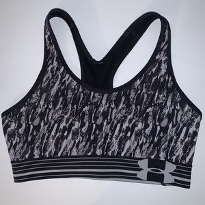 Under armor racer back sports bra